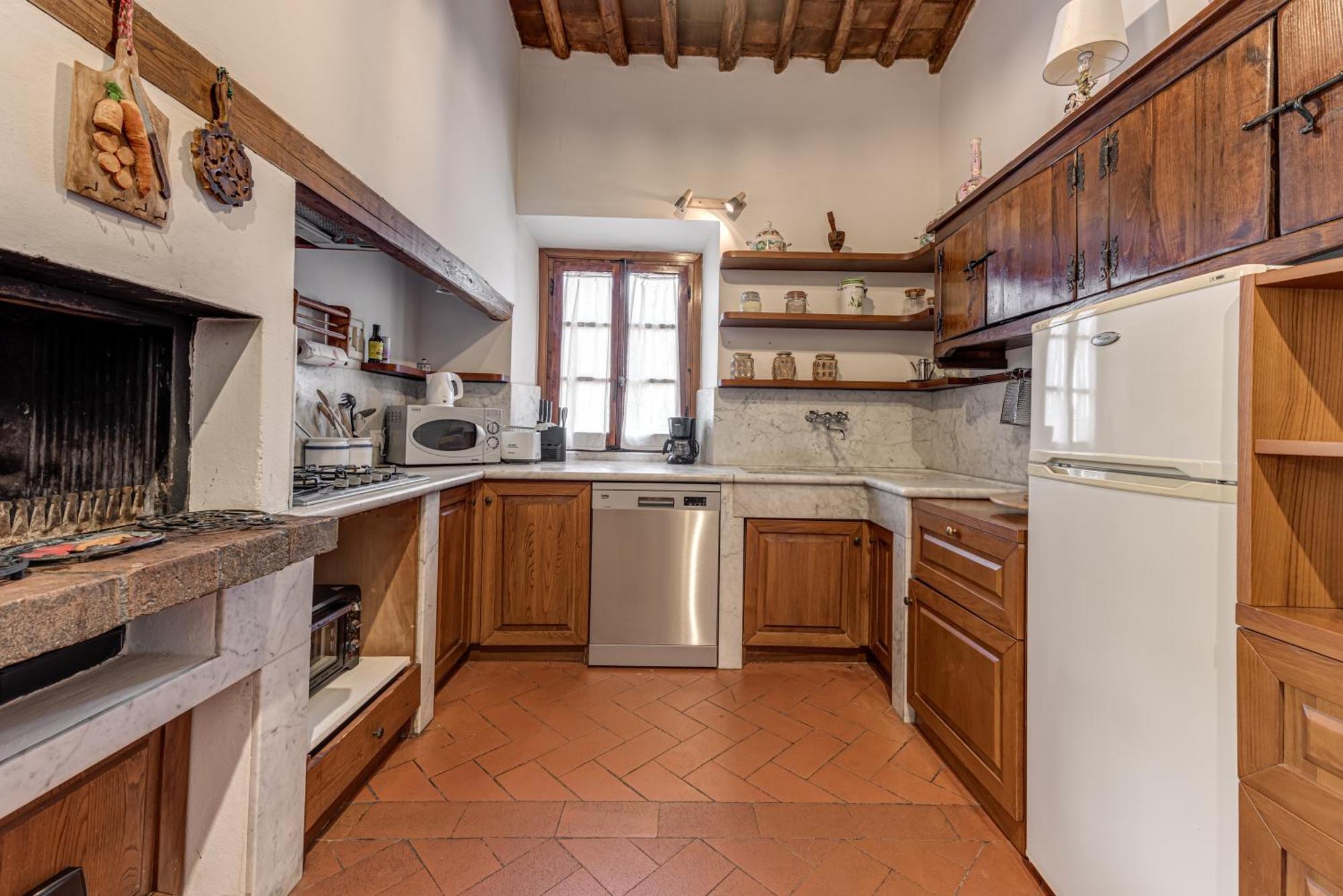Casa Vacanze Rondini Blu 몬테스페르톨리 외부 사진