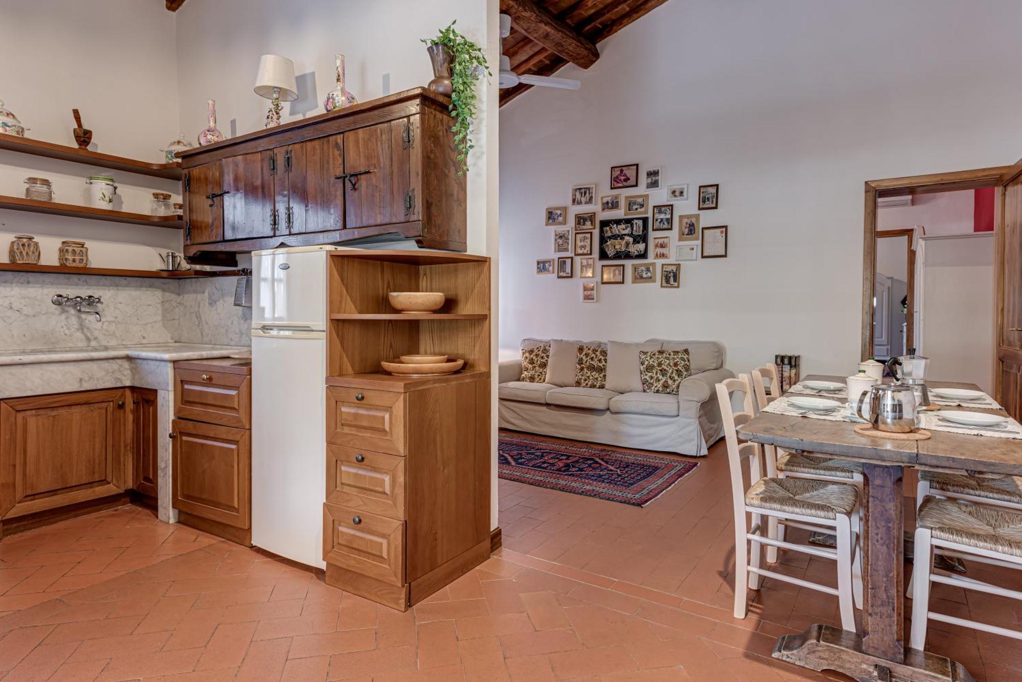 Casa Vacanze Rondini Blu 몬테스페르톨리 외부 사진